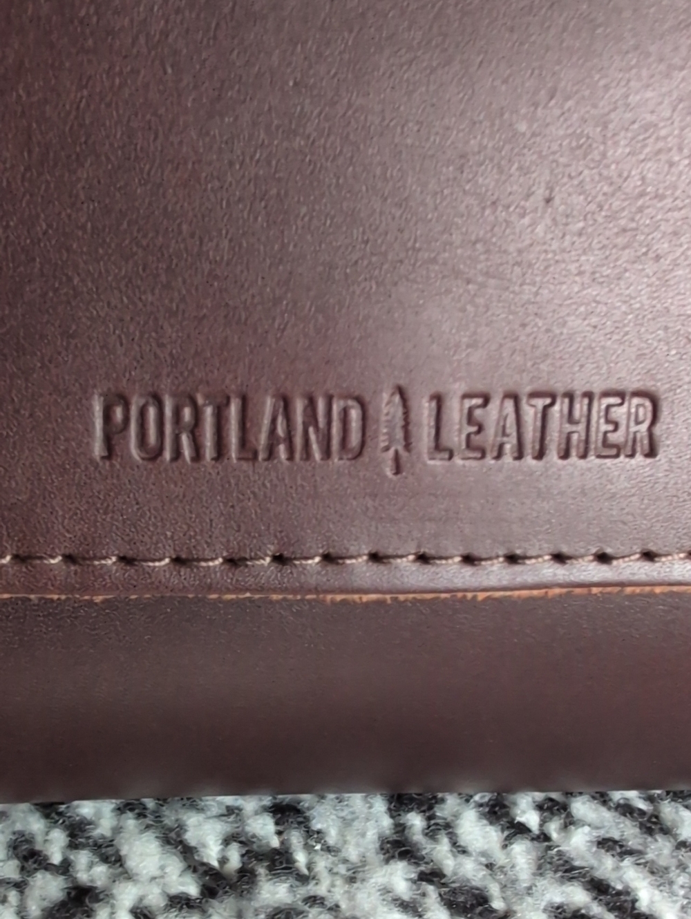 Portland Leather Grizzly Mini Metro Crossbody Bag NWOT - Picture 2 of 13